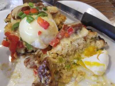 Another Broken Egg Cafe