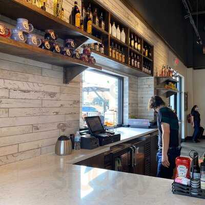 Another Broken Egg Cafe