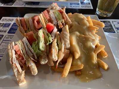 Trojan Diner & Sports Bar