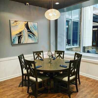 Maestro's Bistro & Dinner Club