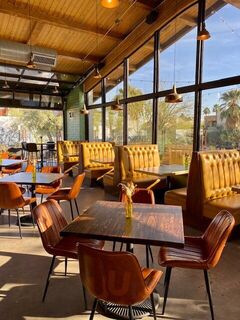 1501 Uptown Gastropub