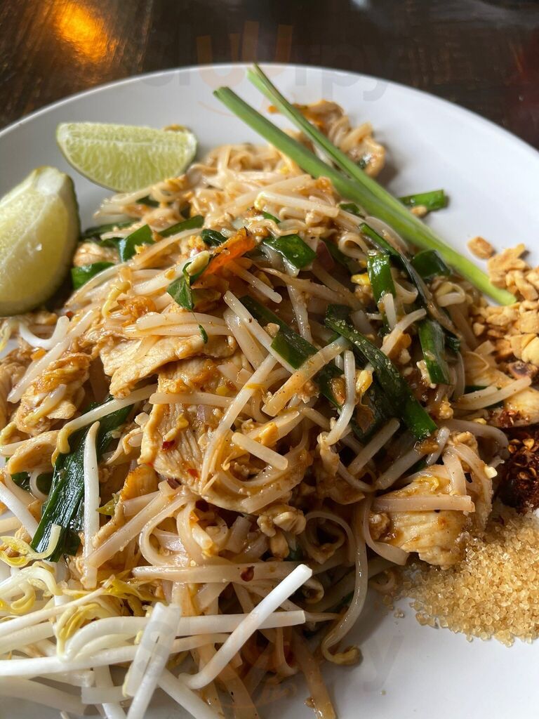 Budsi's Authentic Thai