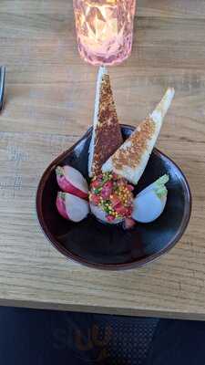 Chapman’s Eat Market