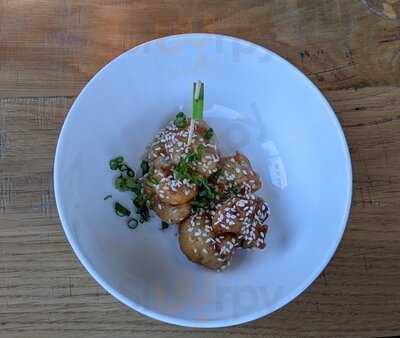 Chapman’s Eat Market