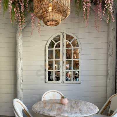 Pura Vida West Palm Beach