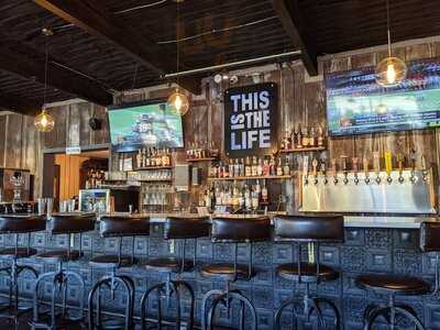 Izzy's Feel Good Food