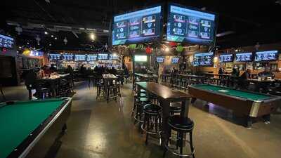 Woody's Hideaway Bar And Grill