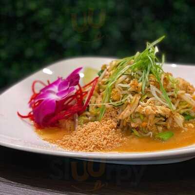 Kin Thai + Sushi Bulverde