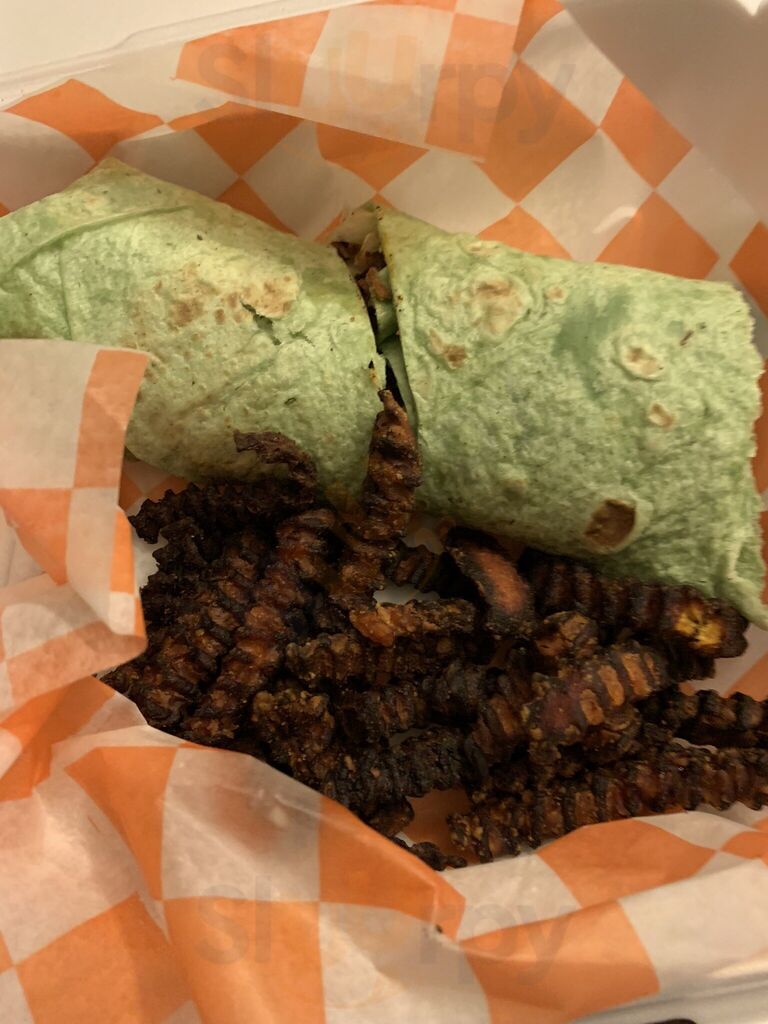 Tuck's Place Sports Bar & Grille