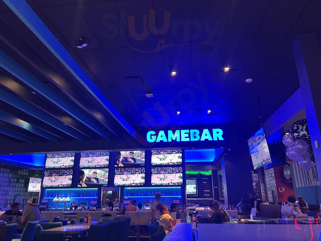 Dave & Buster's Pittsburgh - North Hills