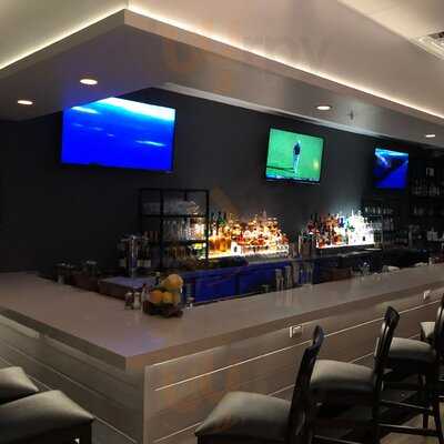 Triple Tail Seafood And Spirits