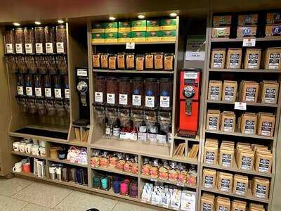 Eddie's Of Roland Park