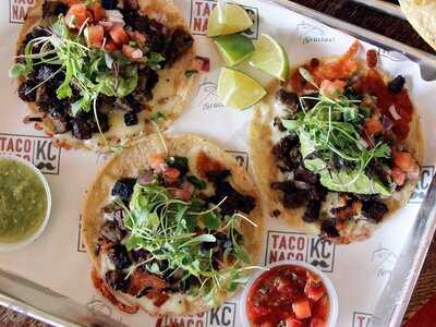 Taco Naco Kc Market & Taqueria
