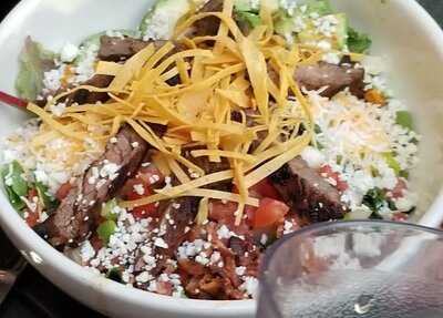 Sports & Social St. Louis