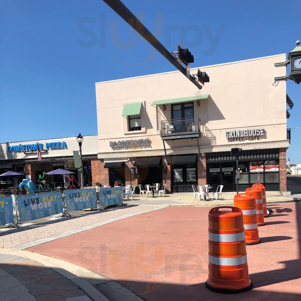 Blackbrick Tavern + Kitchen