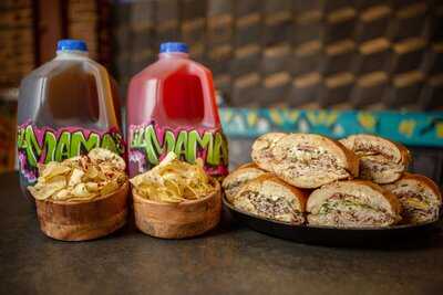 Lil Mama's Chicago Style Hoagy