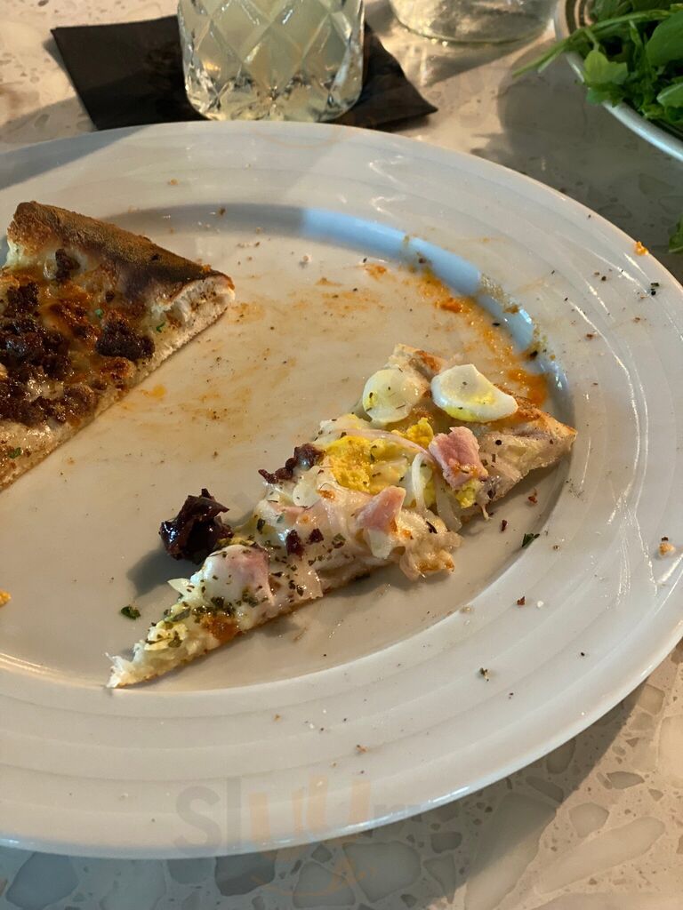 Delucca Gaucho Pizza And Wine Fort Worth