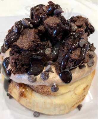 Cinnaholic