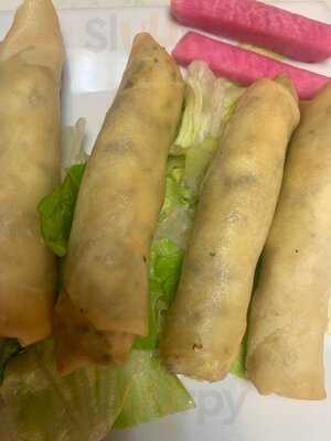 Lily's Mediterranean Fresh Grill