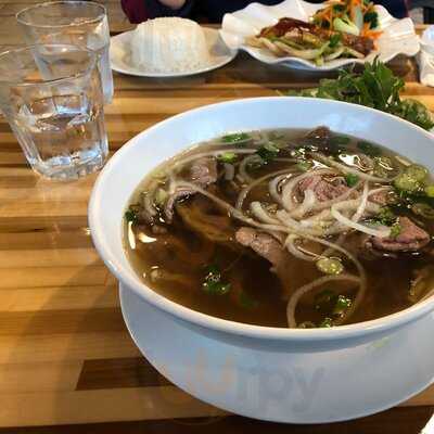 Pho Augusta Grill & Bar