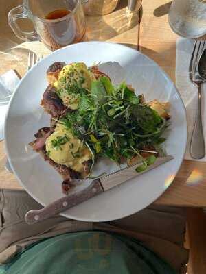 Sunday Gathering Table