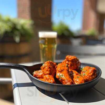 Khaos Brewcade & Kitchen