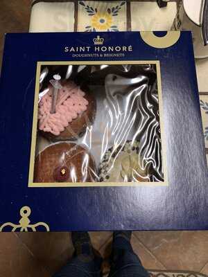 Saint Honore Doughnuts & Beignets