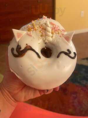 Saint Honore Doughnuts & Beignets