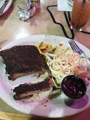 Hideout Steakhouse & Bbq - Casa Grande