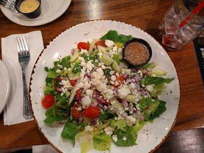 Bear Paw Bar & Grill