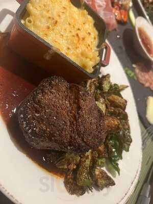 Track 10 Urban Kitchen