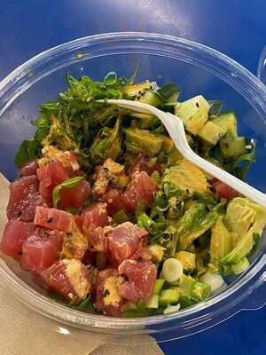 Roxy And Jo's Seafood Grill