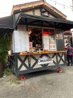 Hawthorne Asylum Food Carts