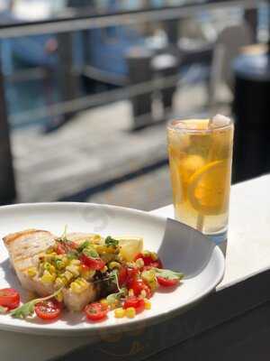 La Fin Kitchen & Lounge