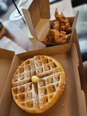 Uncle C's Chicken & Waffles