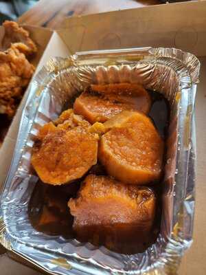 Uncle C's Chicken & Waffles