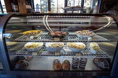 Enza's Delicatessen & Market