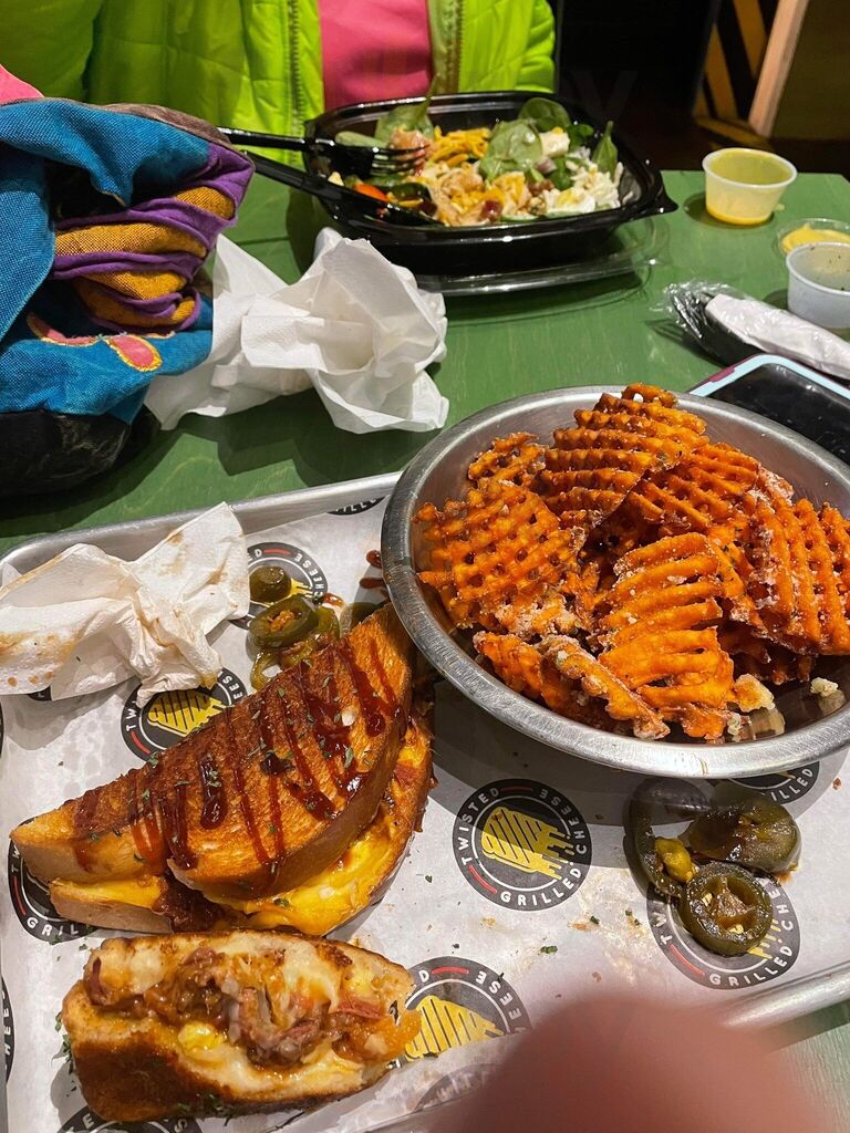 Twisted Grilled Cheese (brick 'n Mortar)