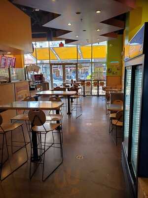 Ike's Love And Sandwiches