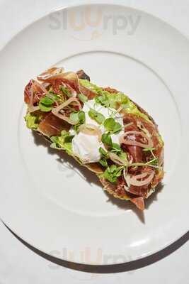 Mrs. P's Bar & Kitchen