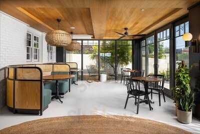 Mrs. P's Bar & Kitchen