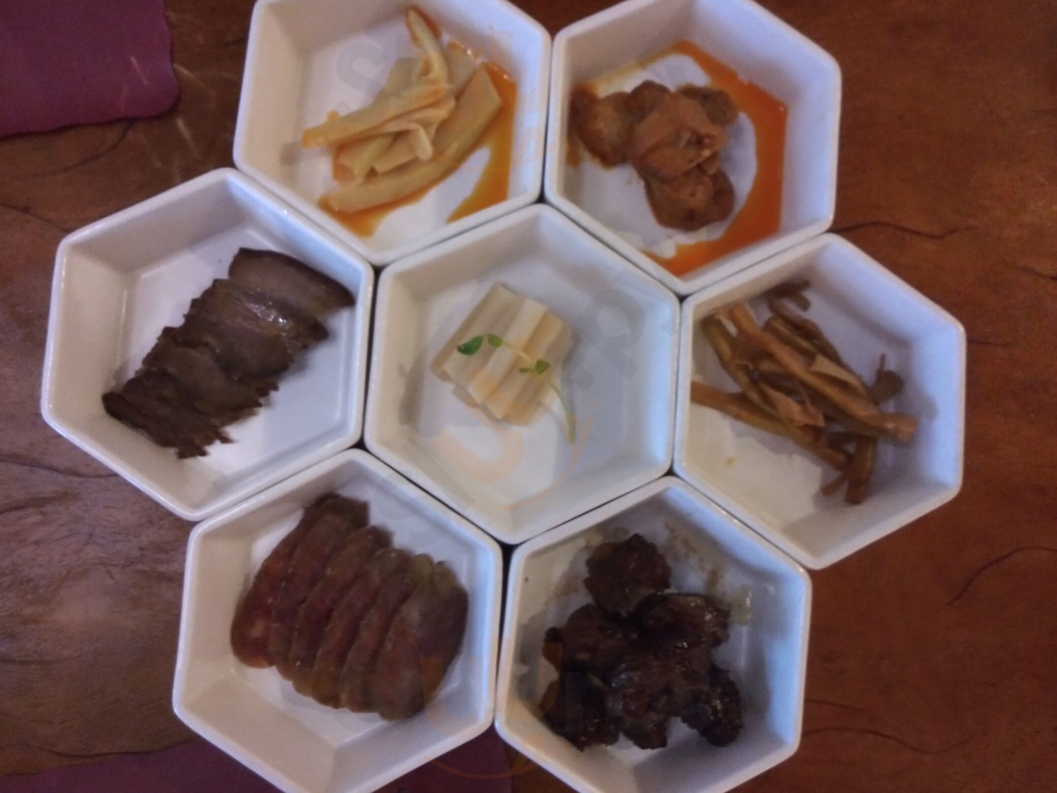Noah's Kitchen