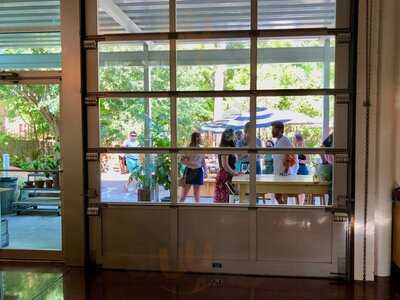 Superette Wine + Provisions