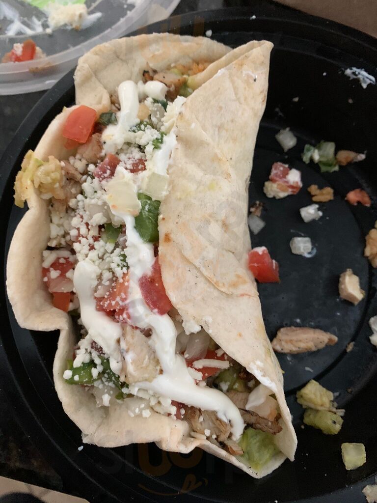 Tres Amigos Grill