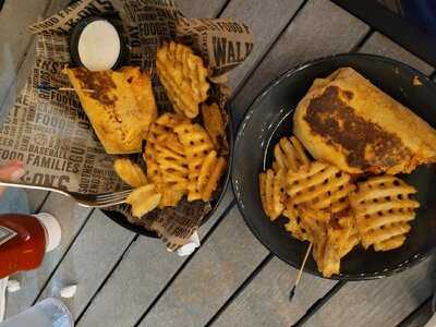 Walk-on's Sports Bistreaux - Kendall Restaurant