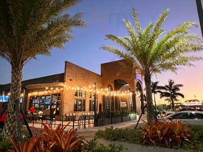 Walk-on's Sports Bistreaux - Kendall Restaurant