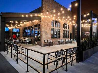 Walk-on's Sports Bistreaux - Kendall Restaurant