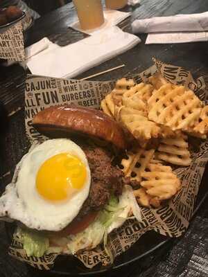 Walk-on's Sports Bistreaux - Kendall Restaurant