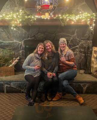 White Mountain Tavern