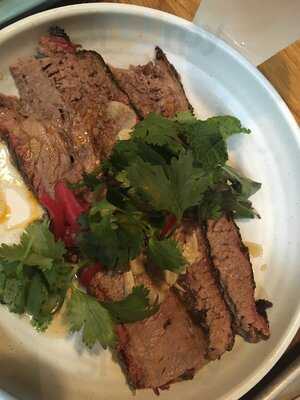 Loro Asian Smokehouse And Bar